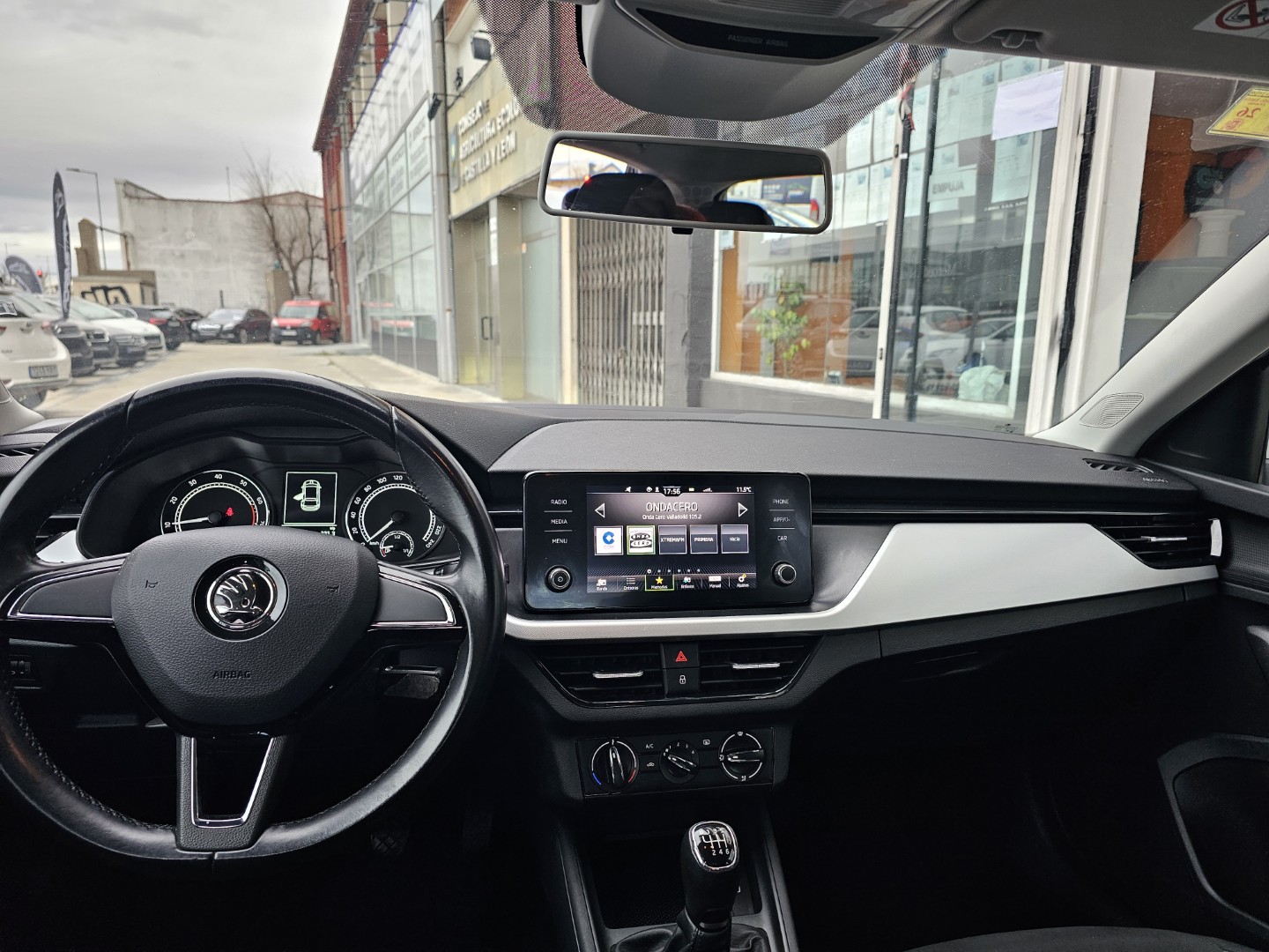 Pinchar en la imagen para ampliarla